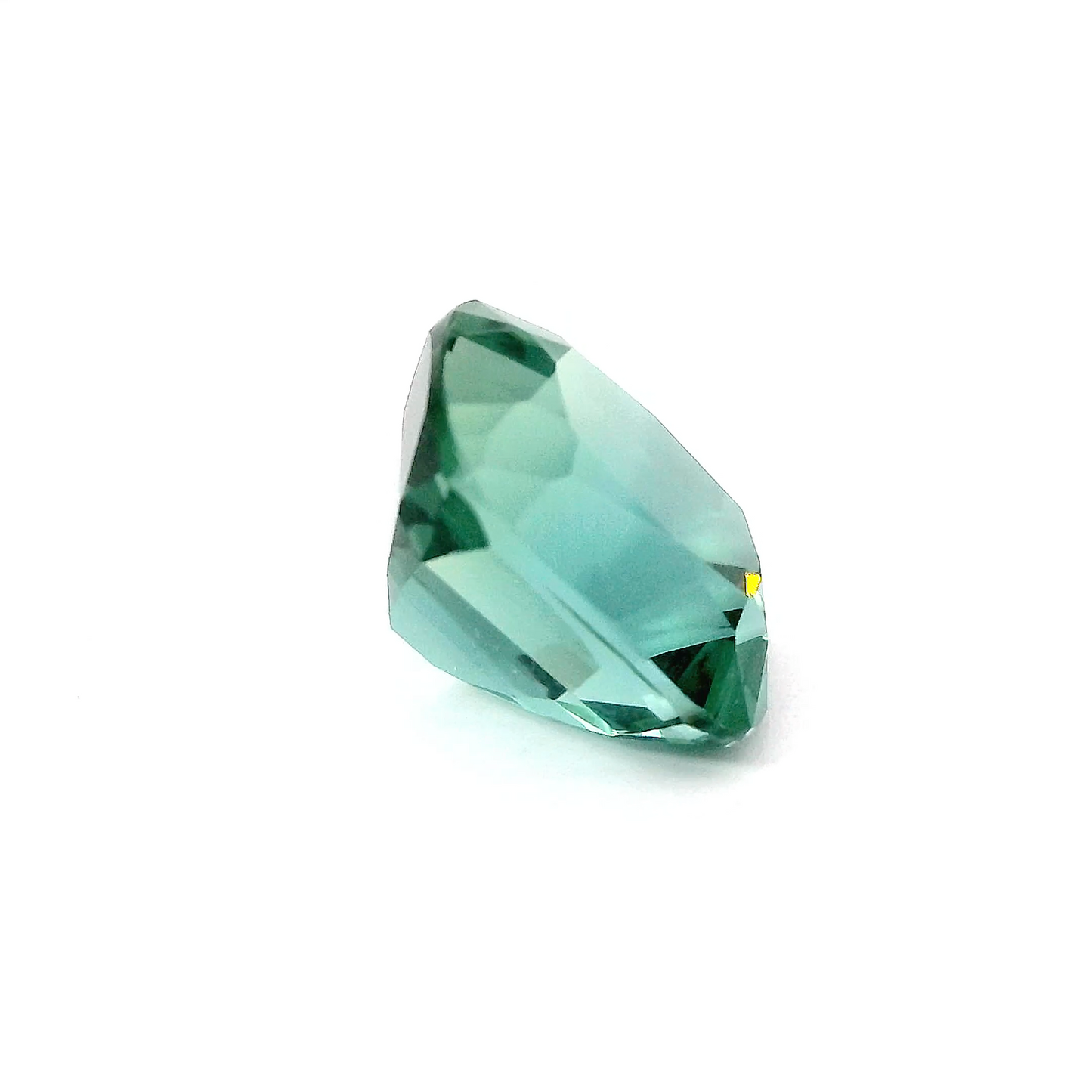 Zoom sur le côté Tourmaline Lagoon verte bleue 2.83 cts, taille coussin, origine Afghanistan