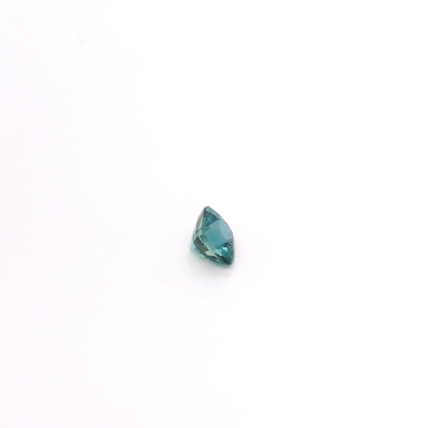 Saphir Teal 0.57 carat - 4.3 x 4.2 mm