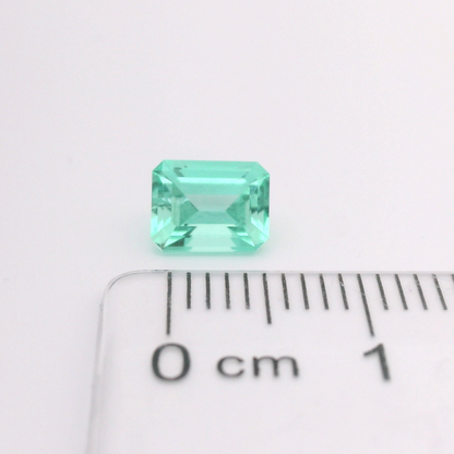 image qui montre les mesures d'une emeraude taille ocotgonale 