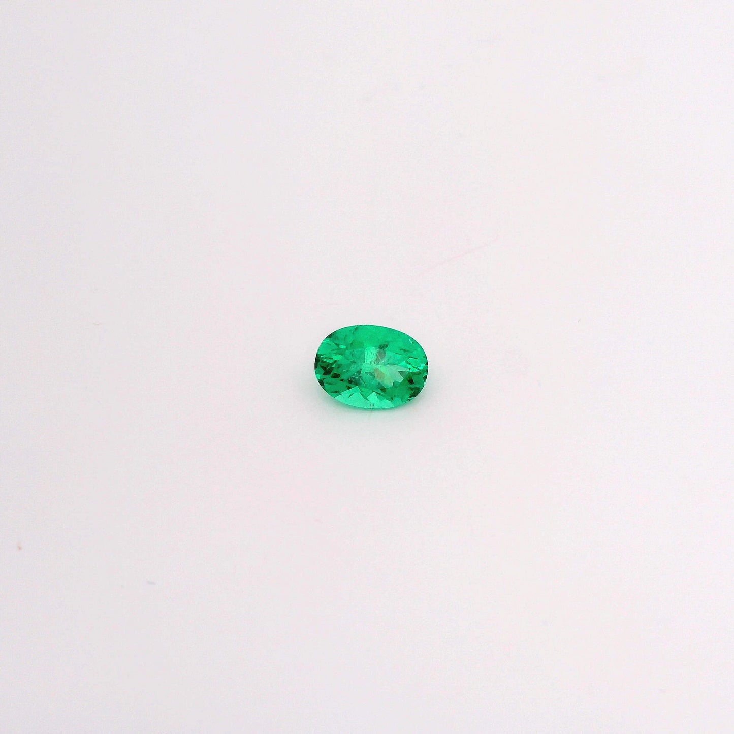 Emerald 0.68 ct (Ural, Russia)