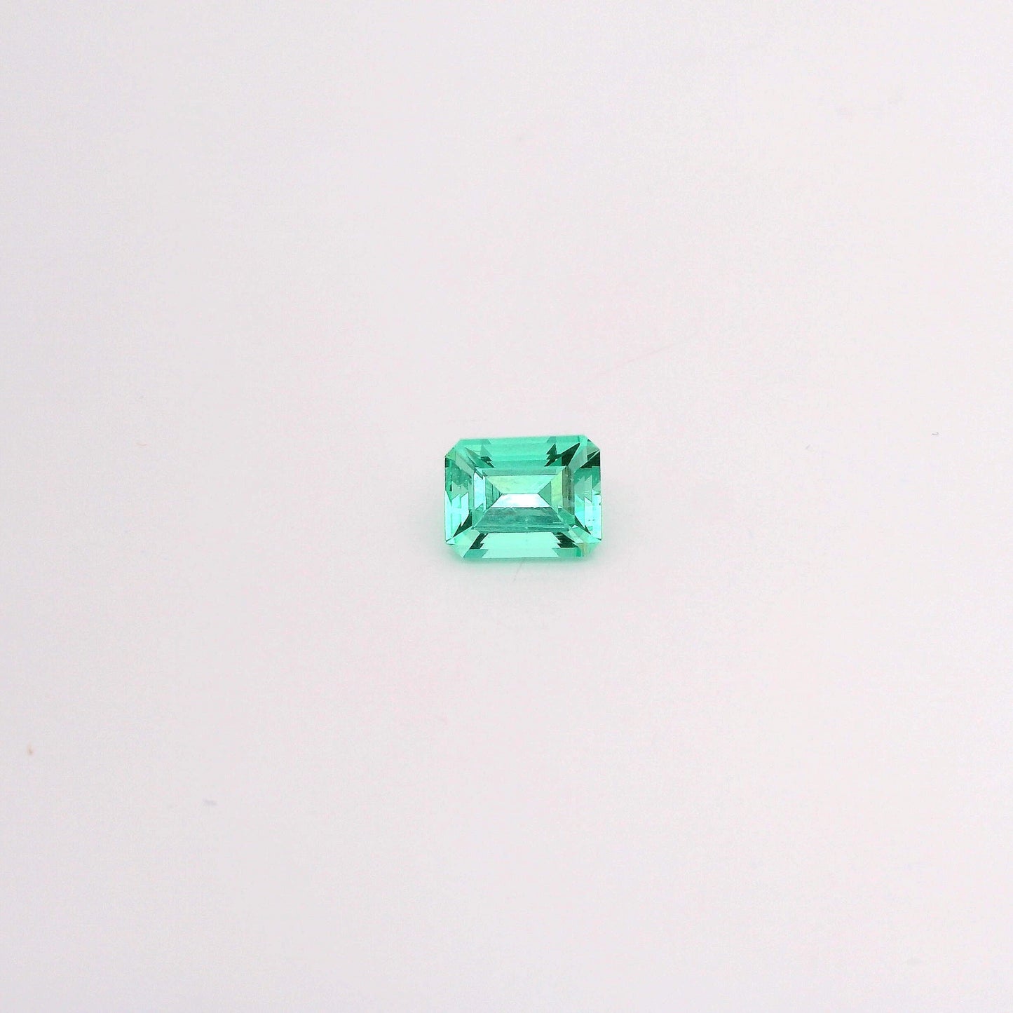 Émeraude Russie 0.99 carat