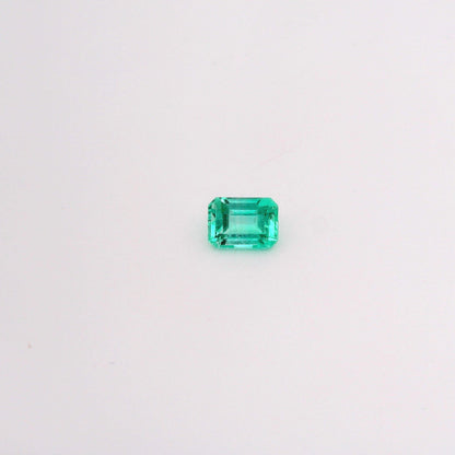 Émeraude Colombie 0.93 carat