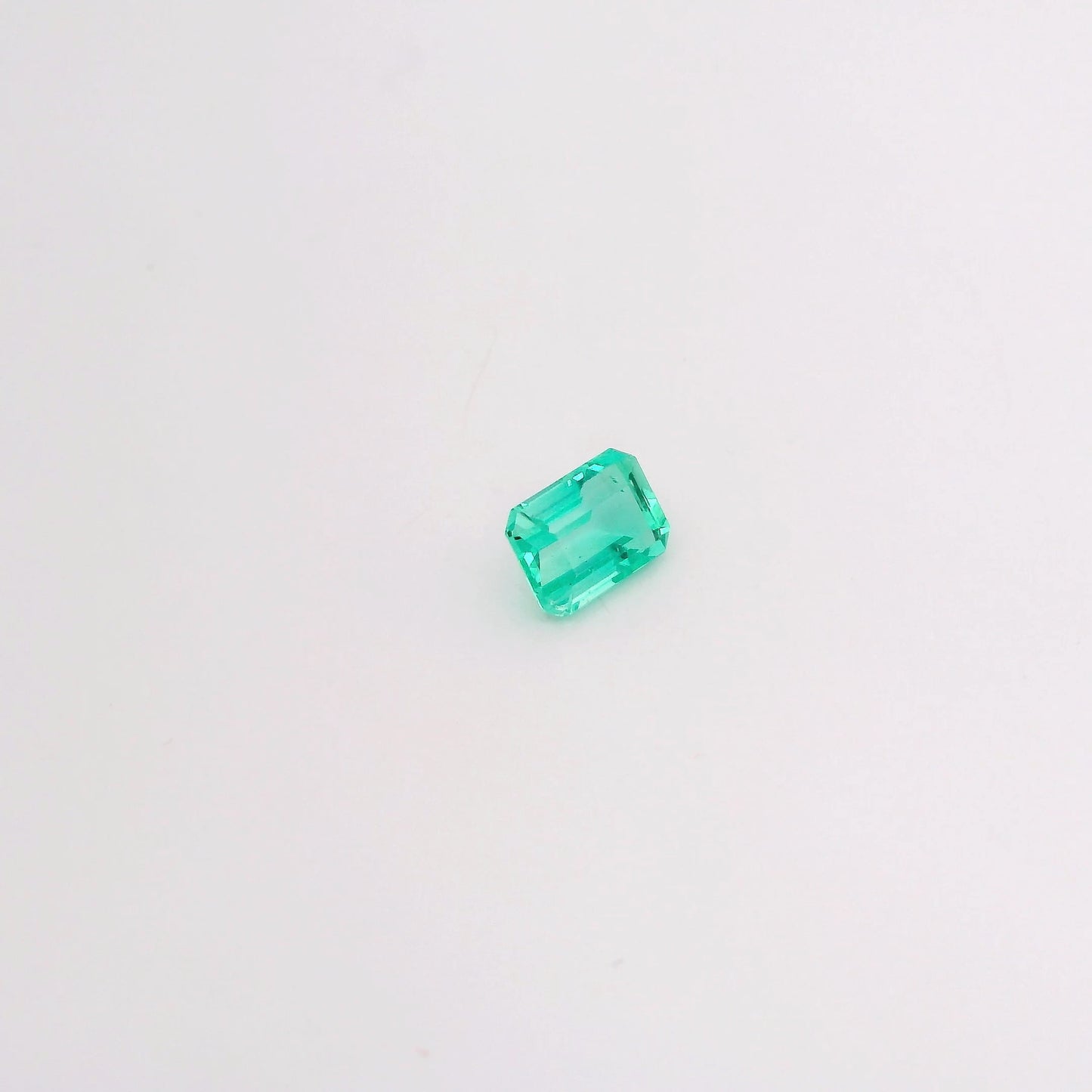 Émeraude Colombie 0.93 carat