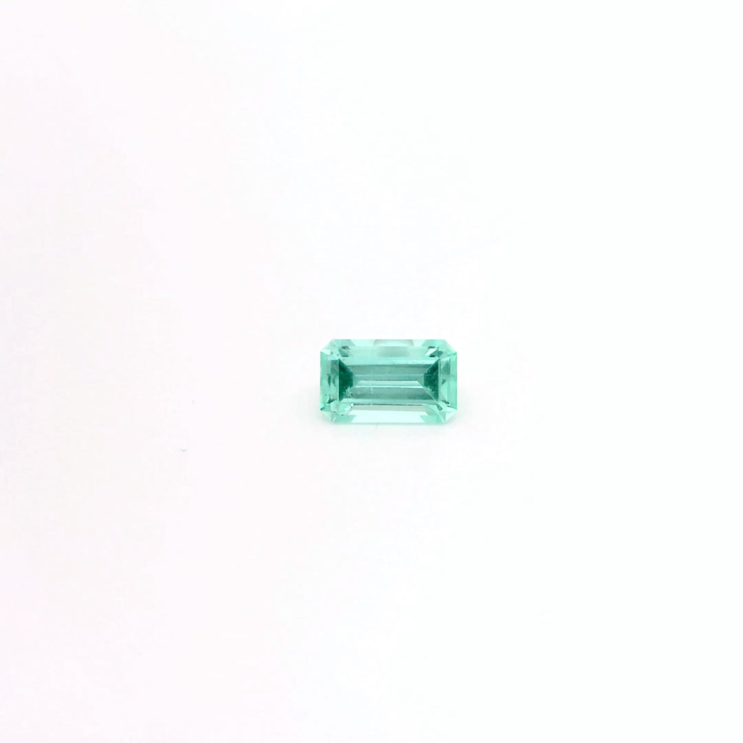 Émeraude Russie 5x3 mm - 0.29 carat