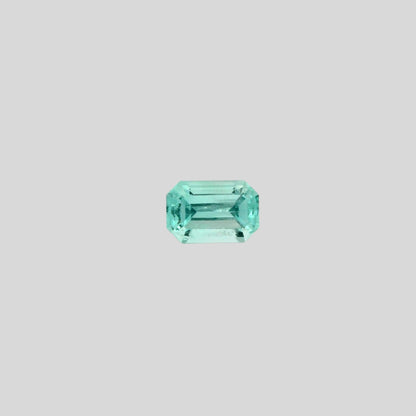 Émeraude Russie 5.8 x 3.9 mm - 0.48 carat