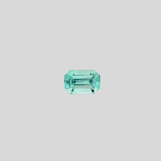 Émeraude Russie 5.8 x 3.9 mm - 0.48 carat