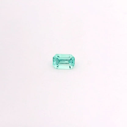 Émeraude Russie 5.8 x 3.9 mm - 0.48 carat