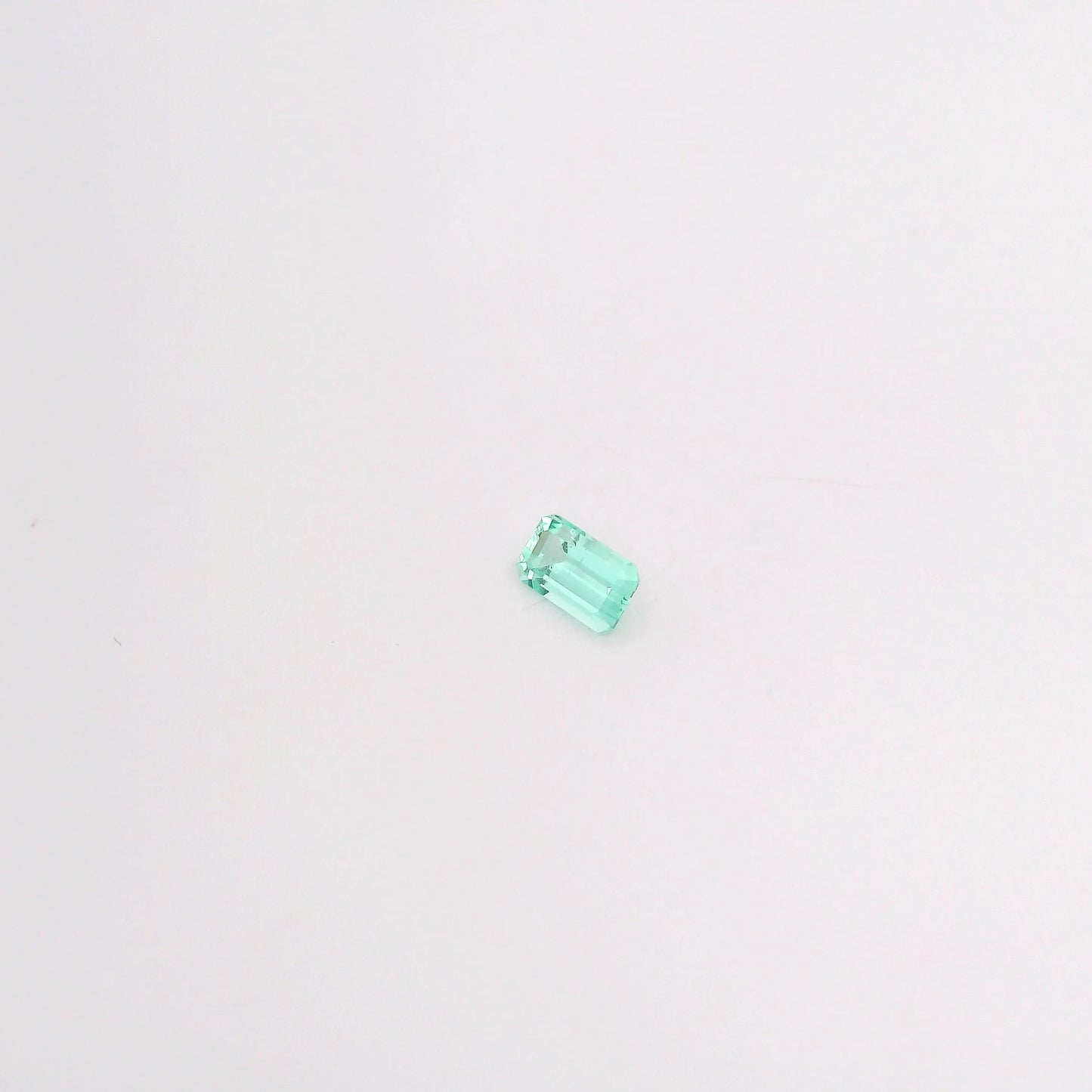 Émeraude Russie 5x3 mm - 0.29 carat