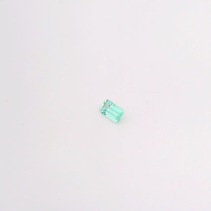 Émeraude Russie 5x3 mm - 0.29 carat