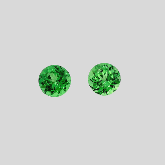 Paire de Grenats Tsavorites 0.87 carats
