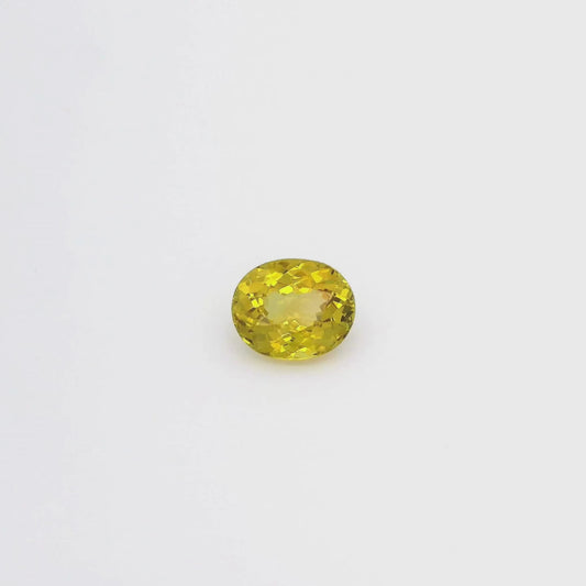 video d'un Grenat du Mali, teinte jaune , 1.60 carat pierreries gemmes france