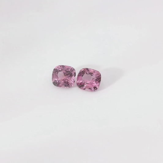 Spinelle rose 1,79 ct, forme coussin, couleur rose, vue globale