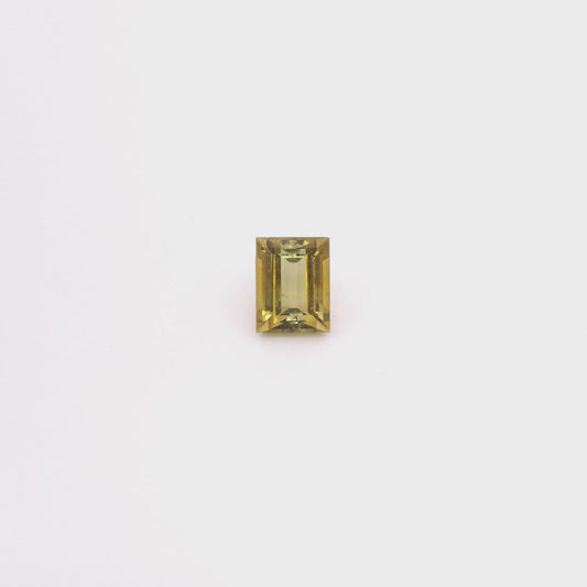video de tourmaline rectangulaire jaune 0;92 carat pierreries gemmes france