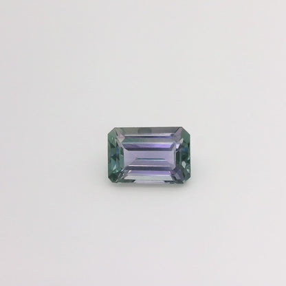 Video Tanzanite non chauffée 2,27 cts, forme octogone, couleur vert-bleu-violet