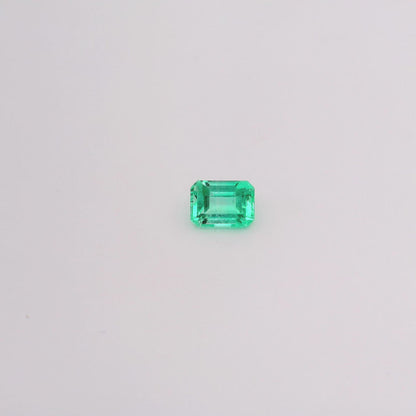 Émeraude Colombie 0.93 carat