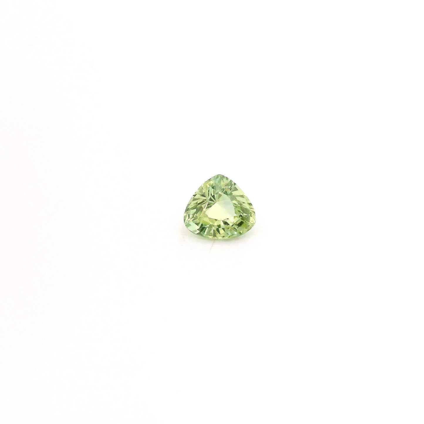 Saphir Vert Jaune 0.47 carat