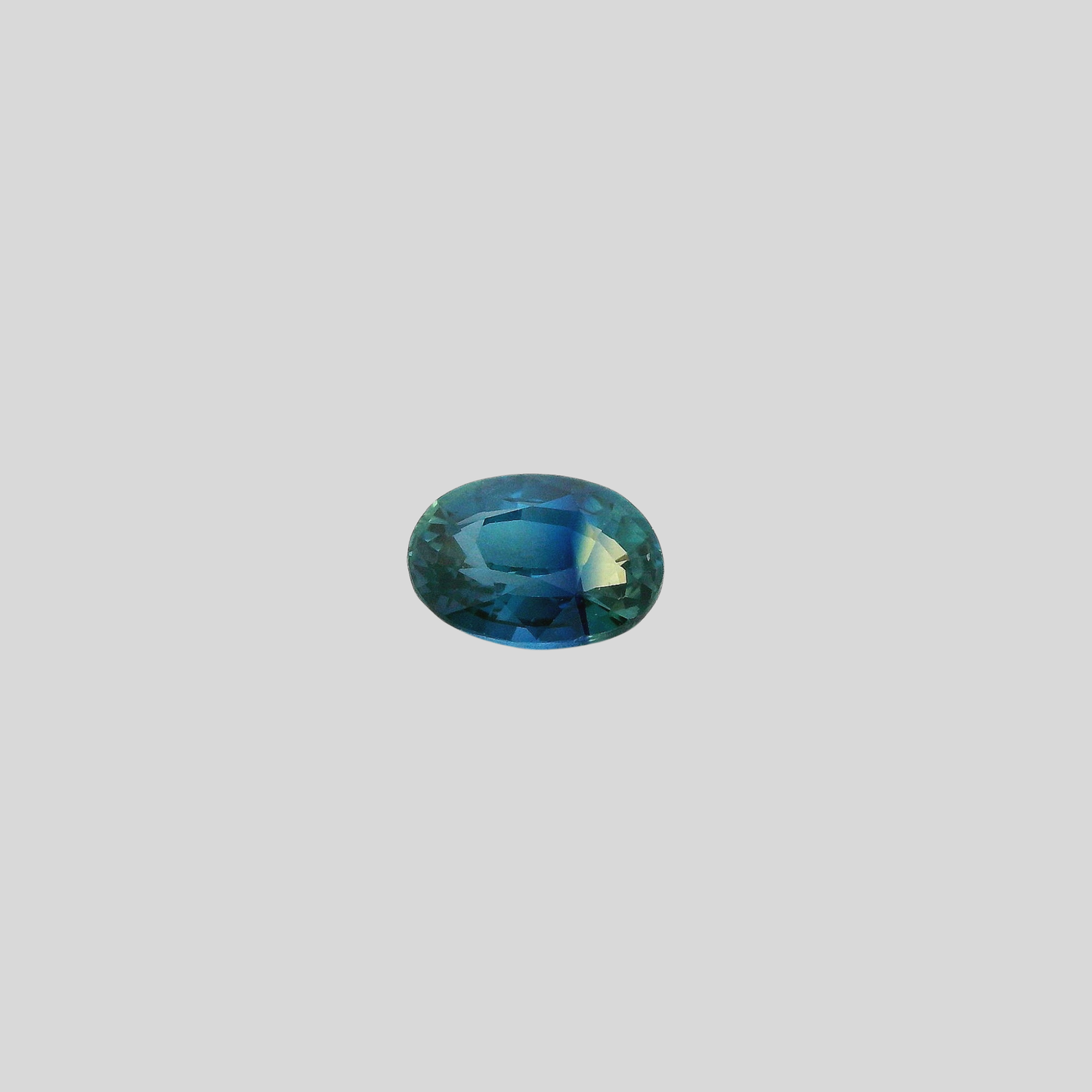 Saphir Teal 0.53 carat - 5.72 x 4.37 mm