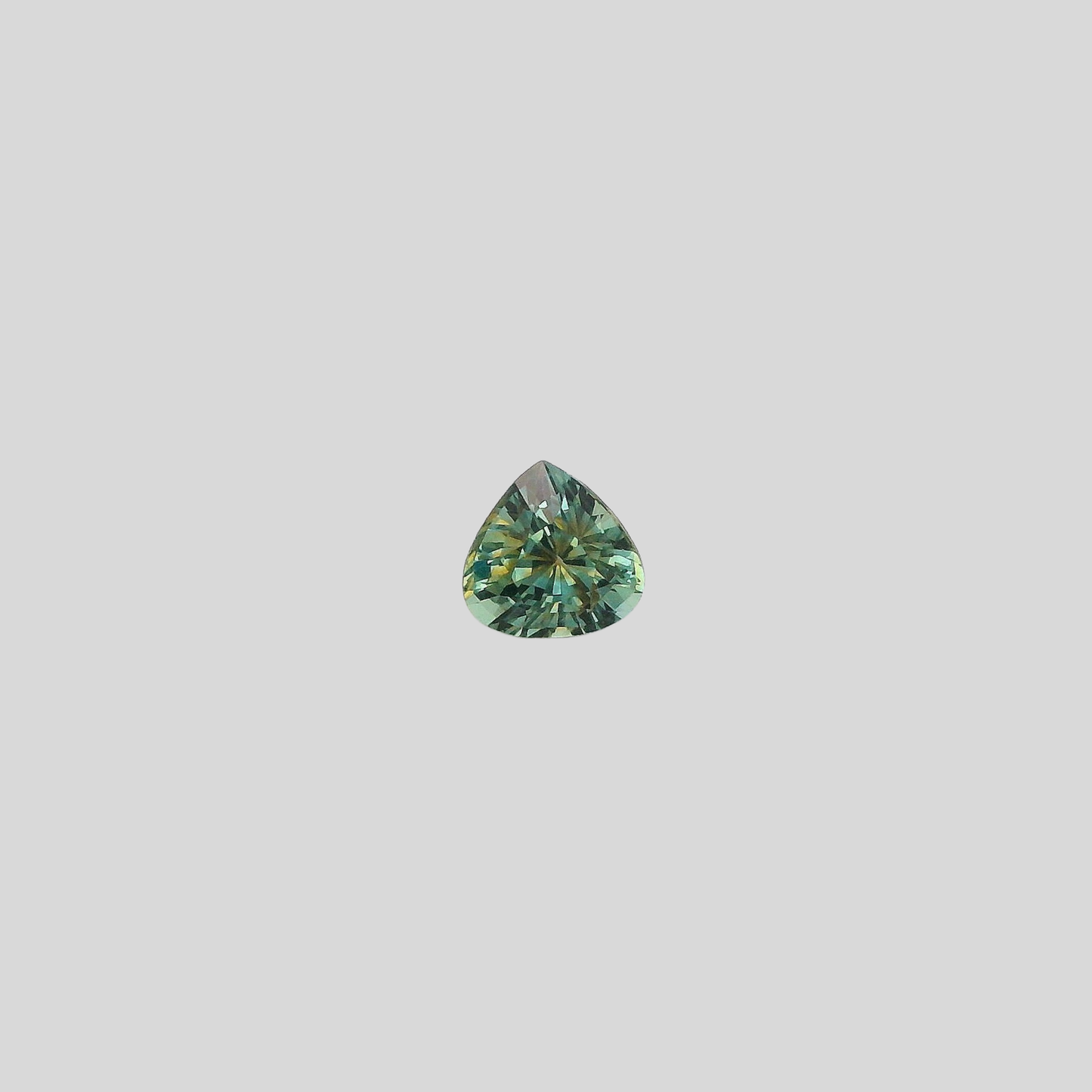 Saphir Teal 0.57 carat - 5.03 x 5.11 mm