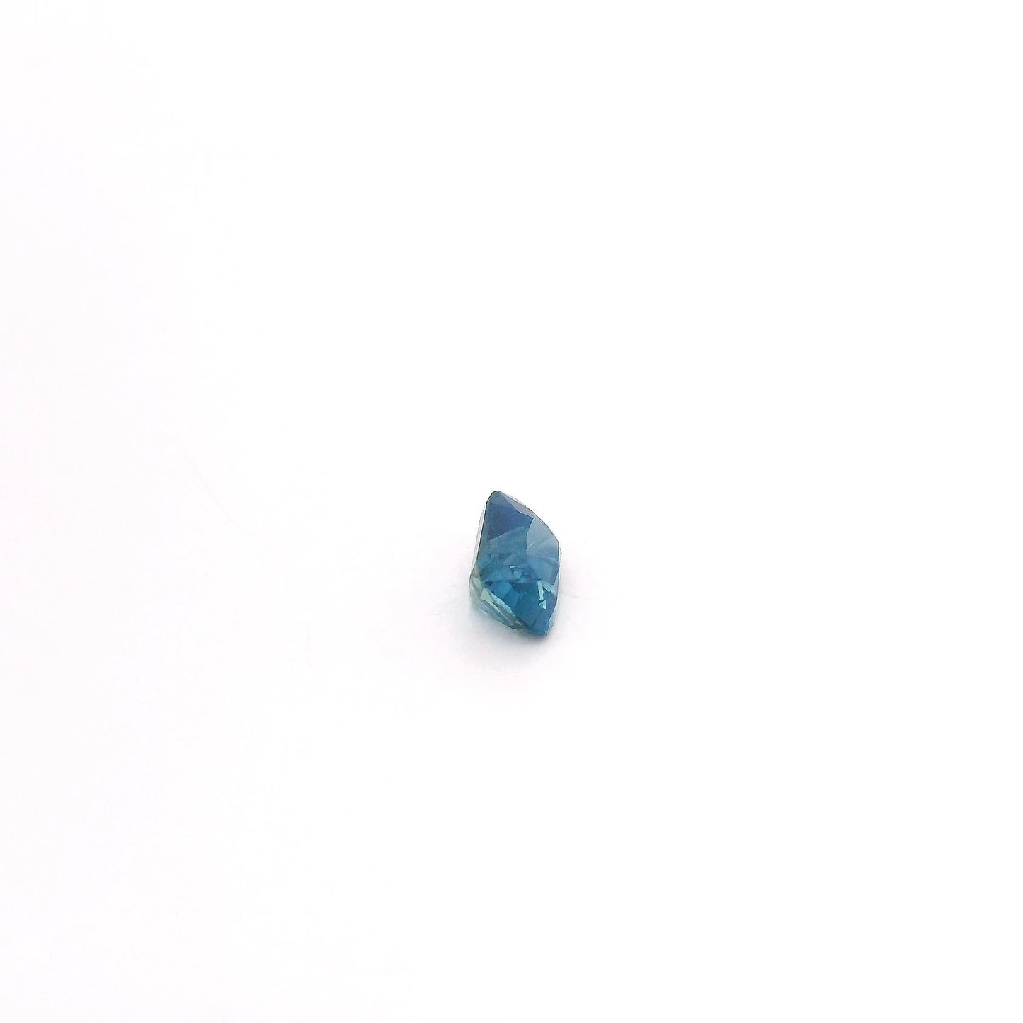 Saphir Teal 0.55 carat - 4.88 x 3.74