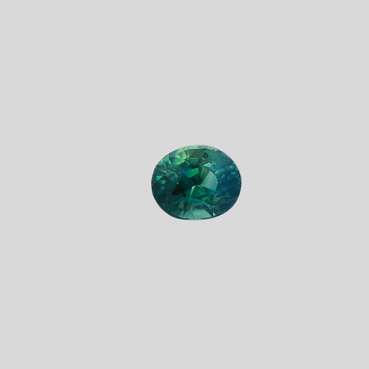 Saphir Teal 0.67 carat - 5.7 x 4.7 mm