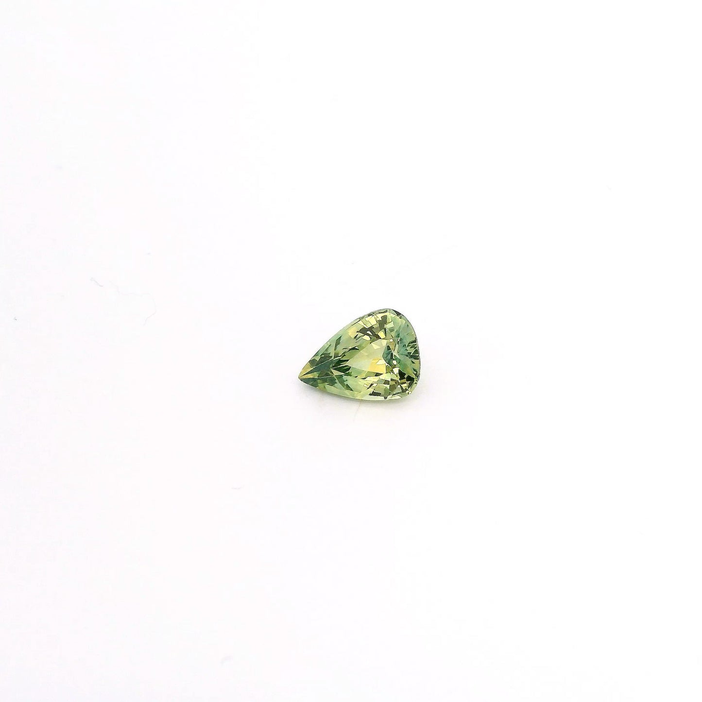 Saphir Teal 0.95 carat - 7.04 x 5.11 mm