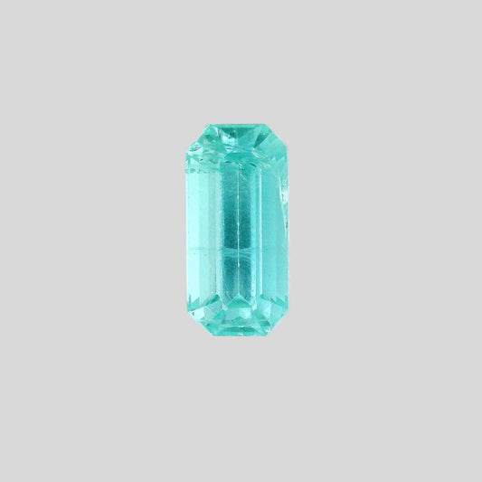 vue de face tourmaline mint, taille émeraude, pierreries-gemmes-france