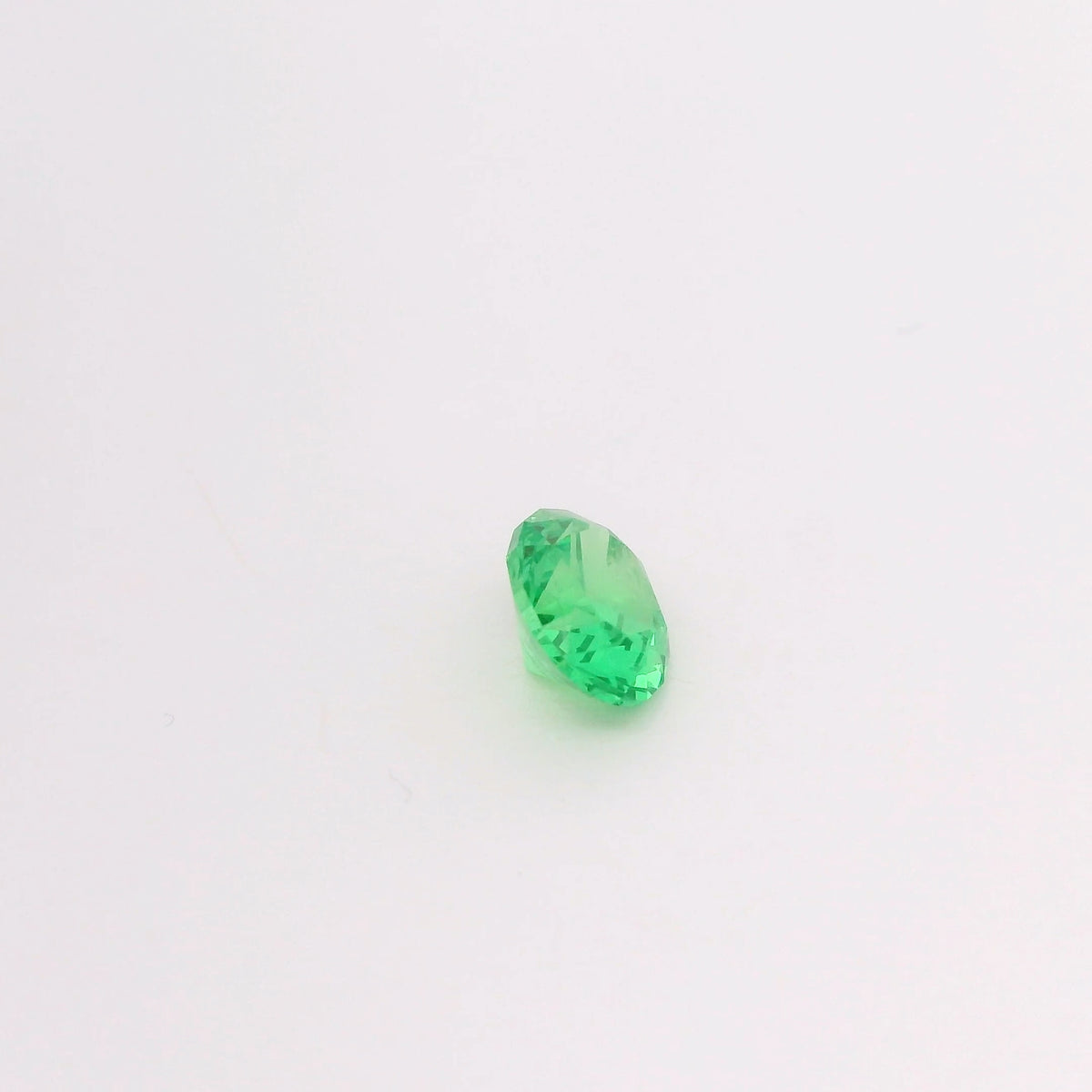Tsavorite 0.83 carat