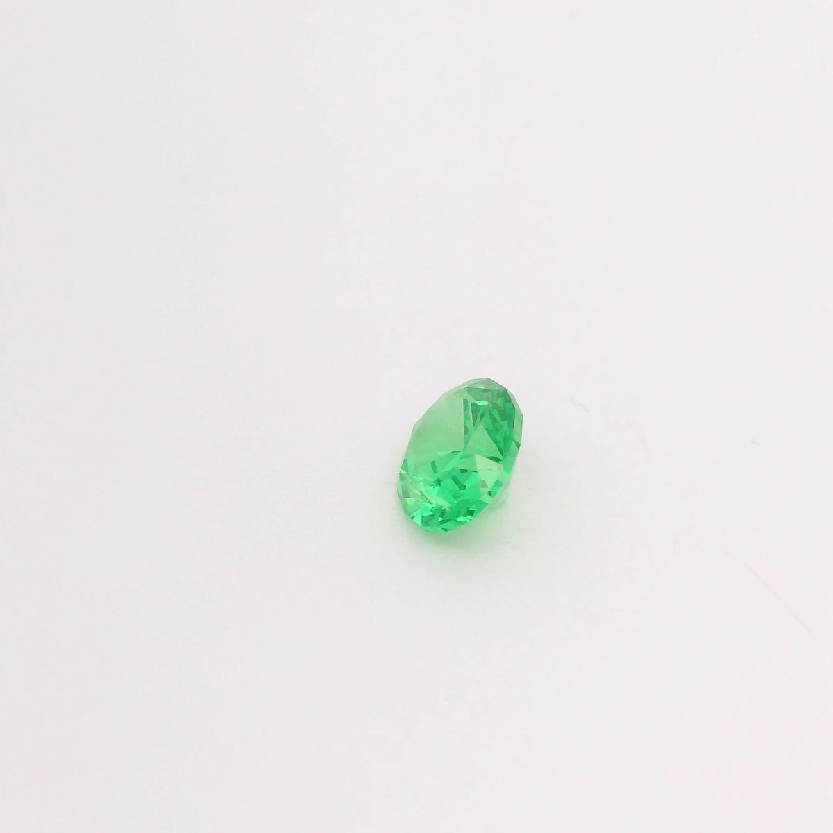 Tsavorite 0.83 carat